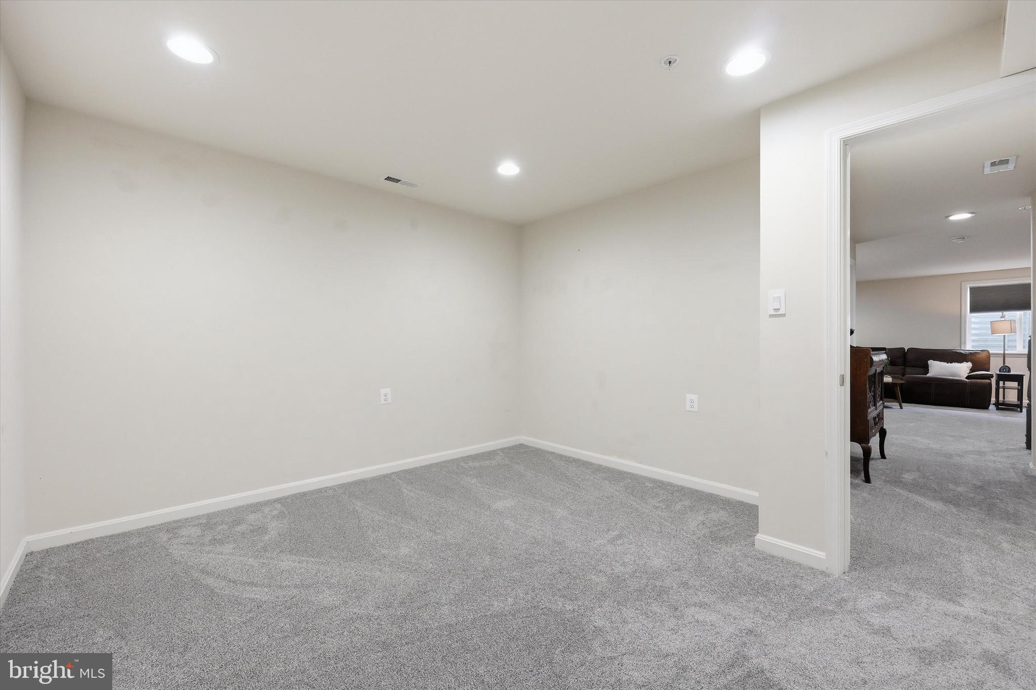 1004 LINDLEY ROAD