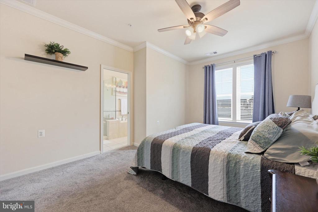 1004 LINDLEY ROAD