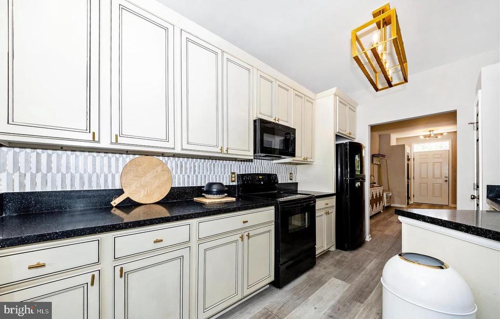 2250 WETHERBURNE WAY