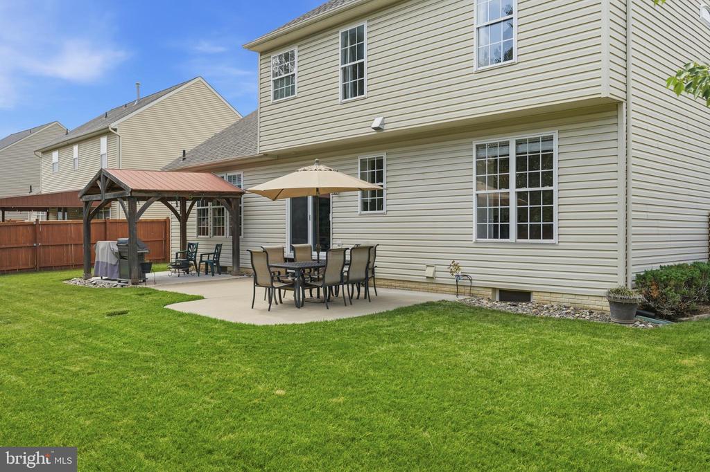 4861 MCLAUREN COURT