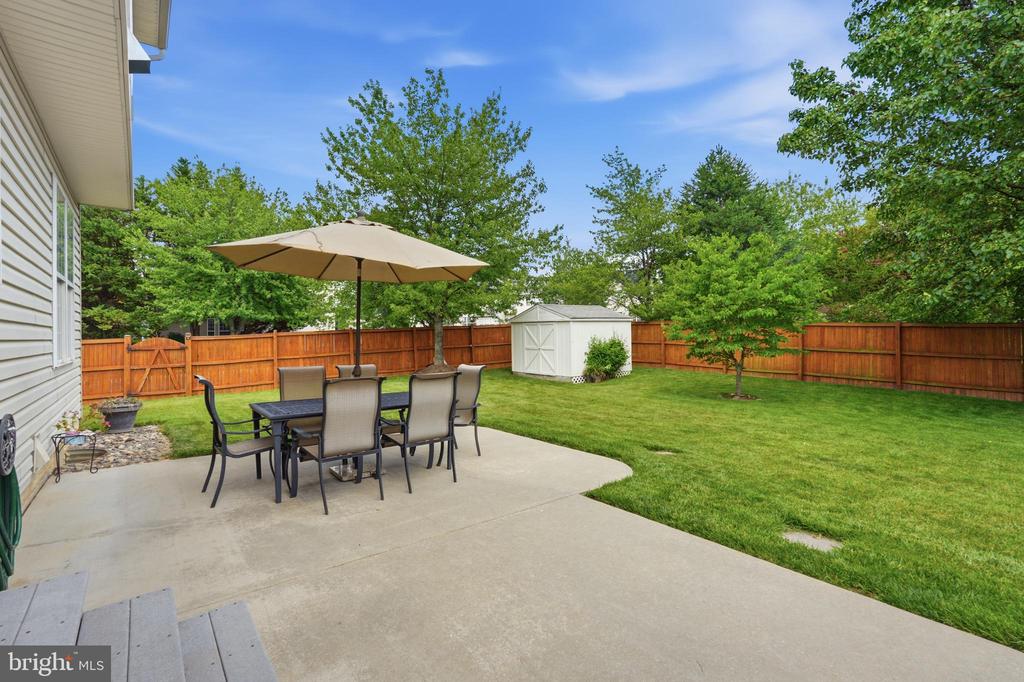 4861 MCLAUREN COURT