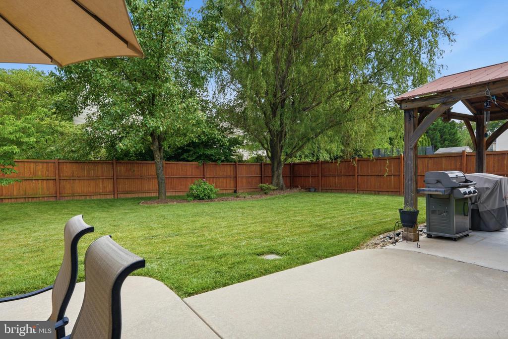 4861 MCLAUREN COURT