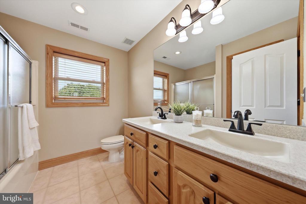 3606 PROMISE COURT