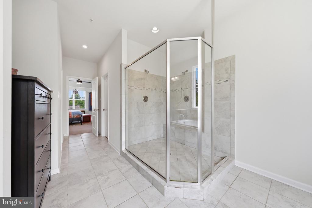 5481 Tallyn Ridge Dr, -8112, United States
