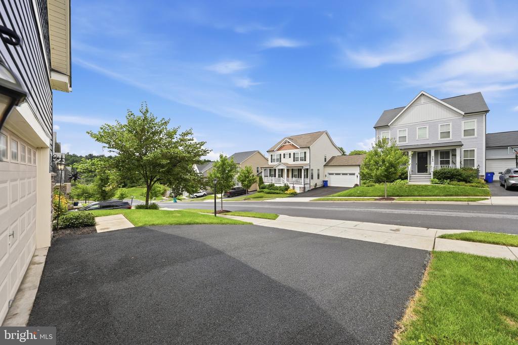 5481 Tallyn Ridge Dr, -8112, United States
