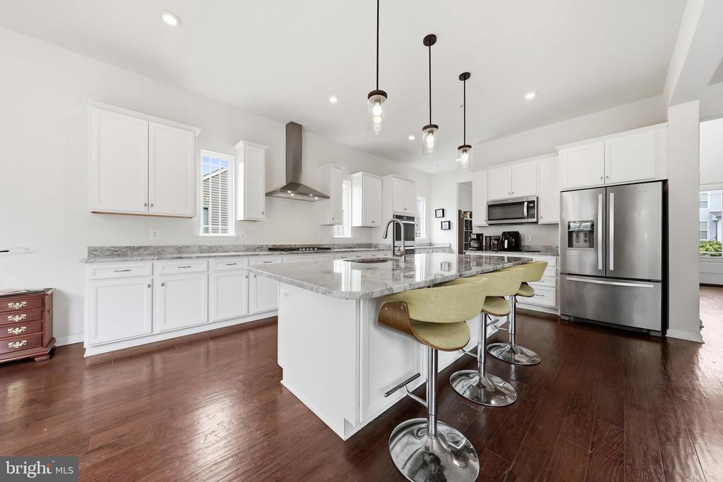 5481 Tallyn Ridge Dr, -8112, United States