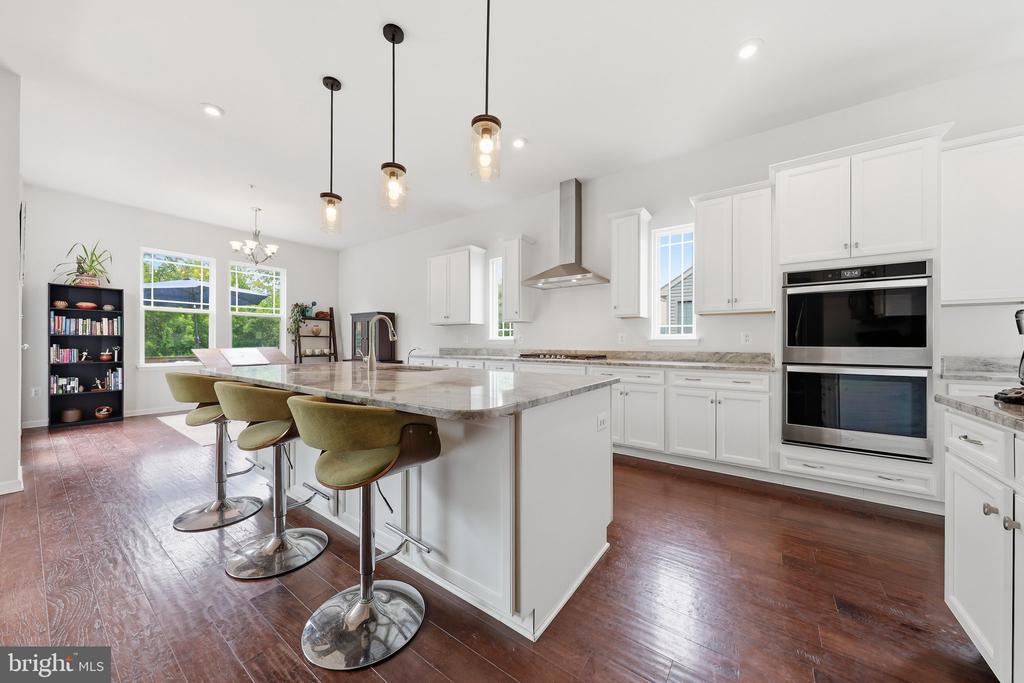 5481 Tallyn Ridge Dr, -8112, United States