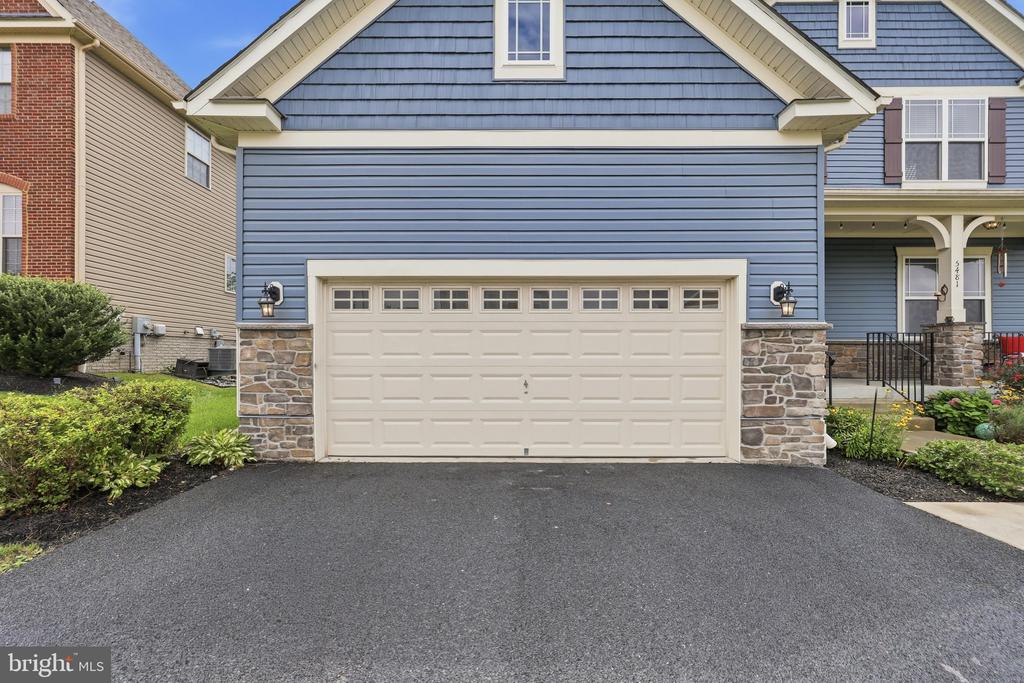 5481 Tallyn Ridge Dr, -8112, United States