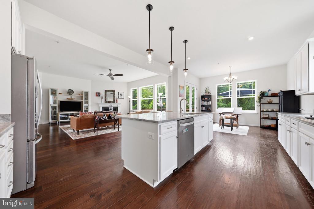 5481 Tallyn Ridge Dr, -8112, United States