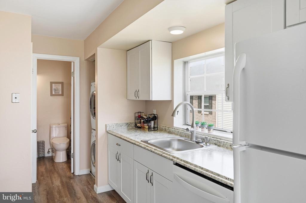 1403 KEY PARKWAY Unit: 301A