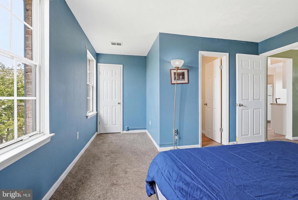 1403 KEY PARKWAY Unit: 301A