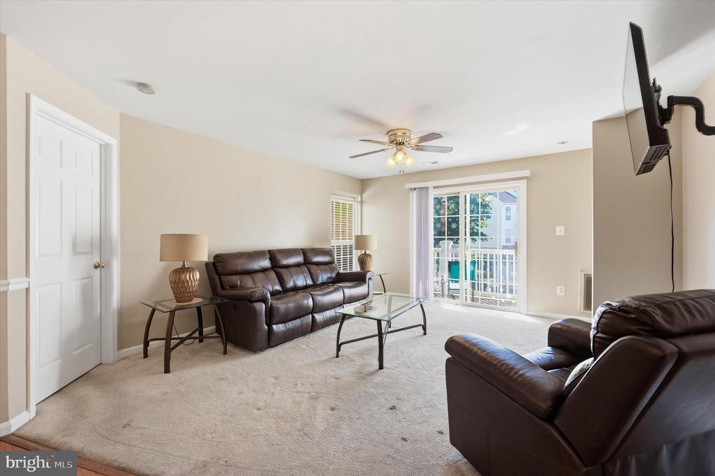 2501 DRIFTWOOD COURT Unit: 2D