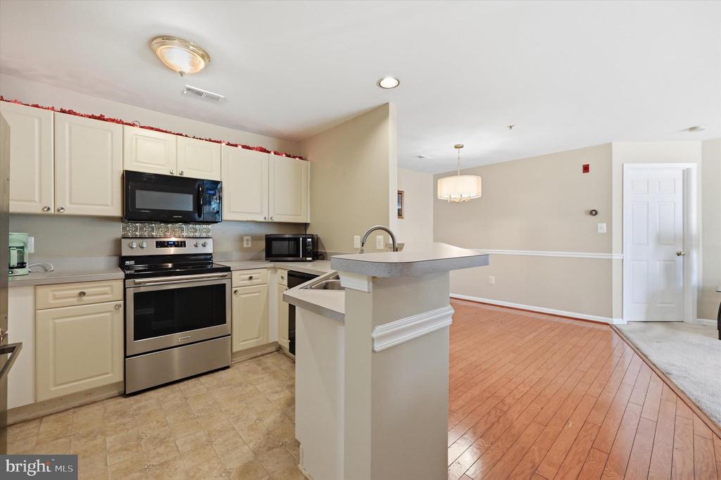 2501 DRIFTWOOD COURT Unit: 2D