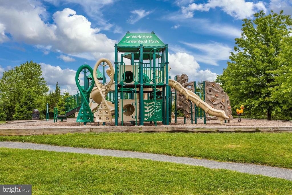 2501 DRIFTWOOD COURT Unit: 2D