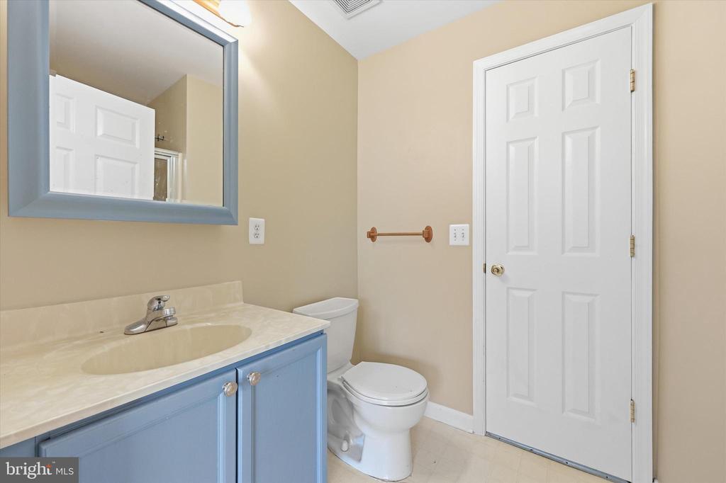 2501 DRIFTWOOD COURT Unit: 2D