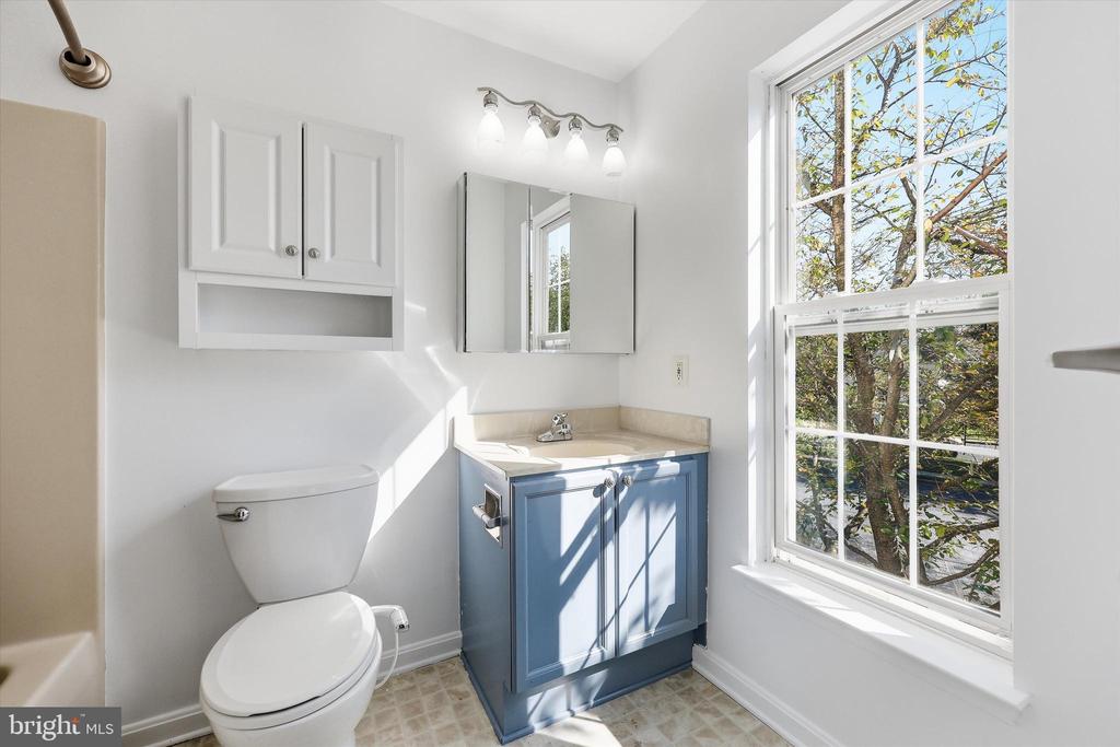 2501 DRIFTWOOD COURT Unit: 2D