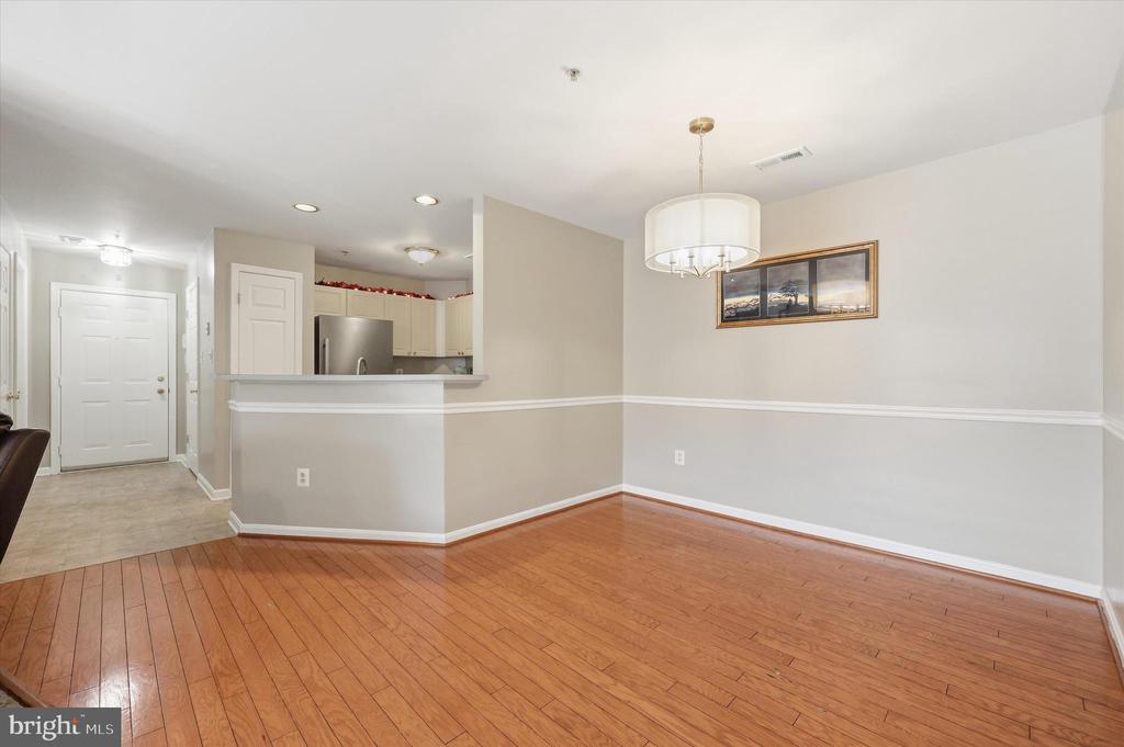 2501 DRIFTWOOD COURT Unit: 2D
