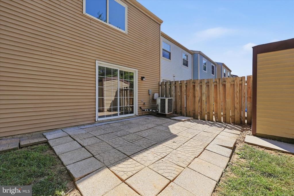 120 SAVANNAH COURT