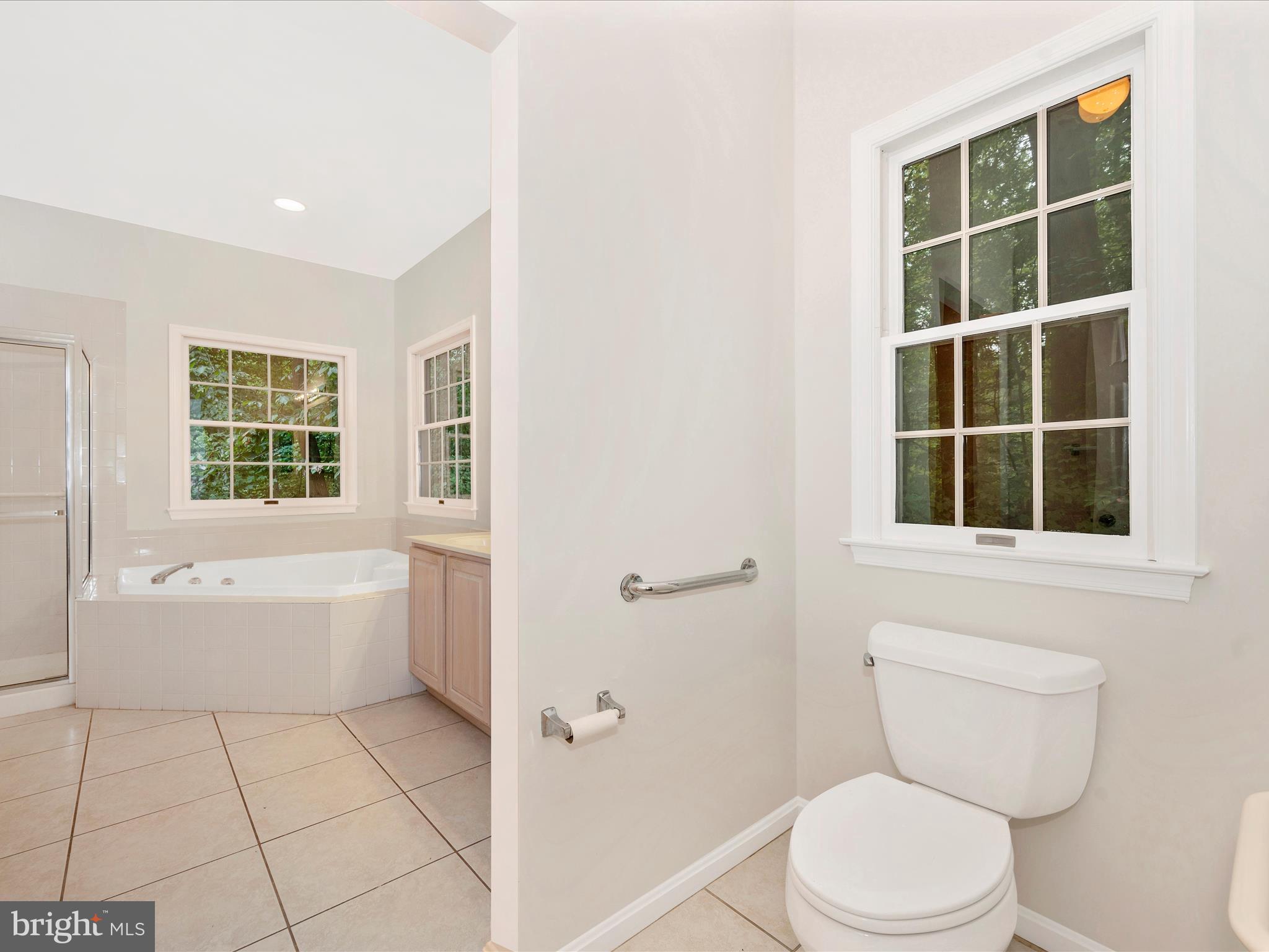 10084 GREEN CLOVER DRIVE