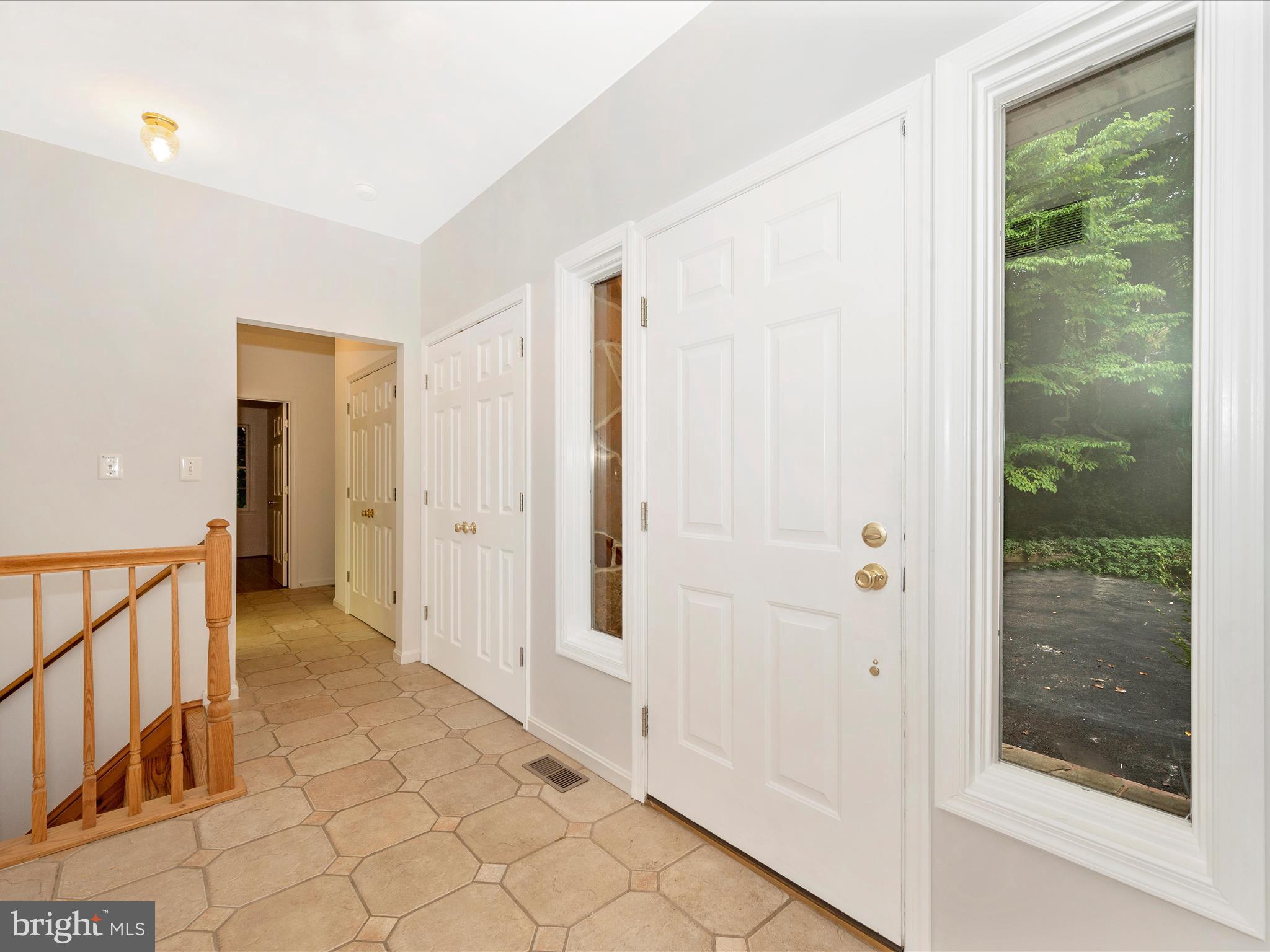 10084 GREEN CLOVER DRIVE
