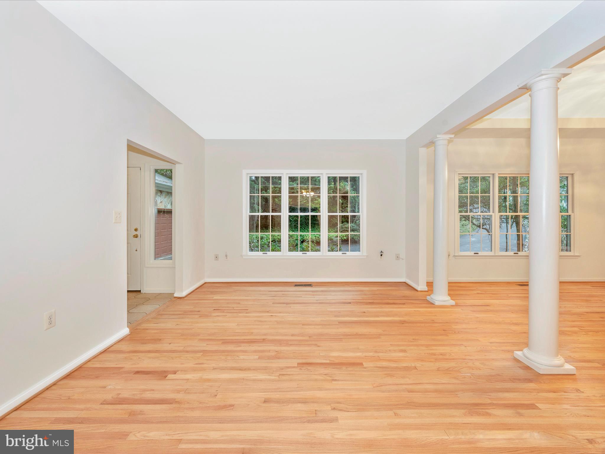 10084 GREEN CLOVER DRIVE