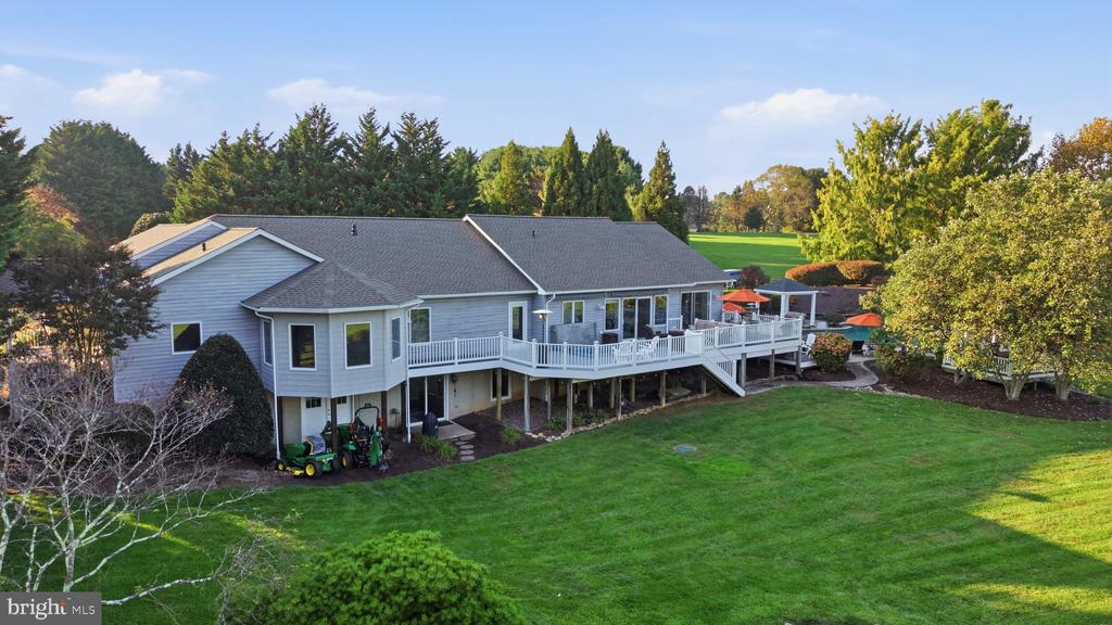 1016 BRADFORD LANE