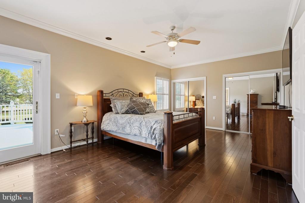 1016 BRADFORD LANE