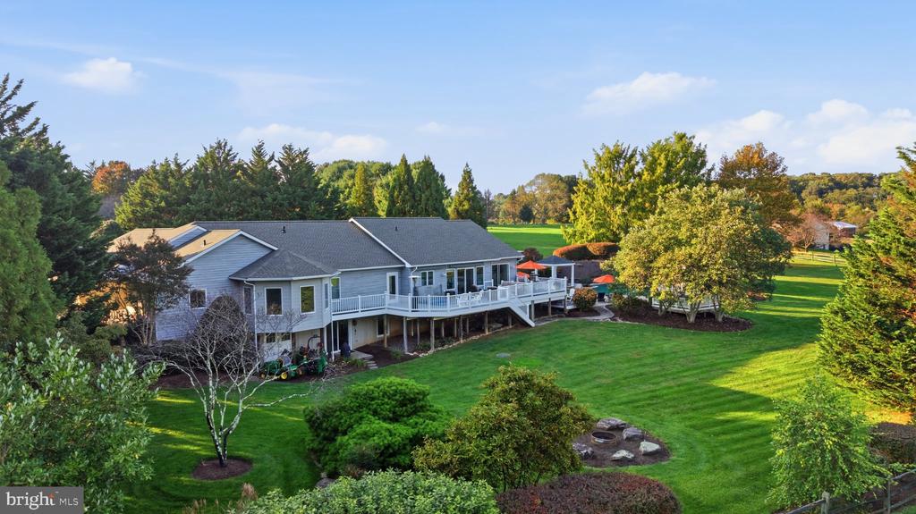1016 BRADFORD LANE