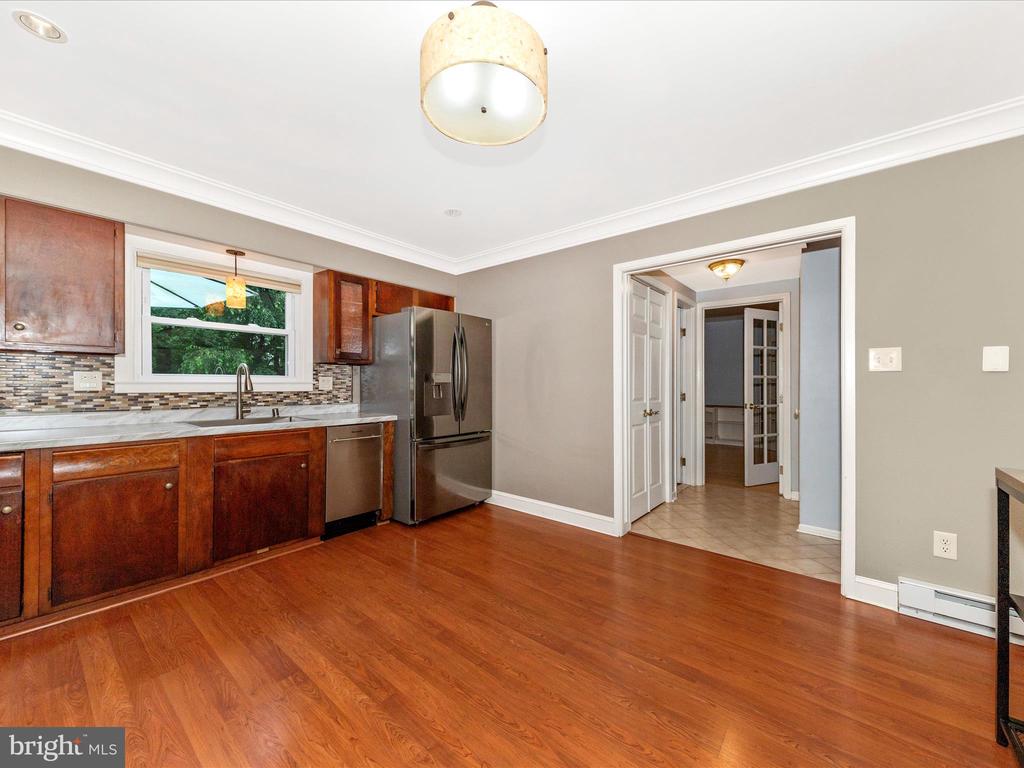 18924 Tributary Ln