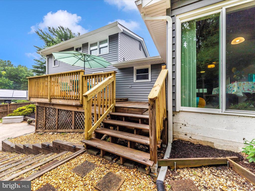 18924 Tributary Ln