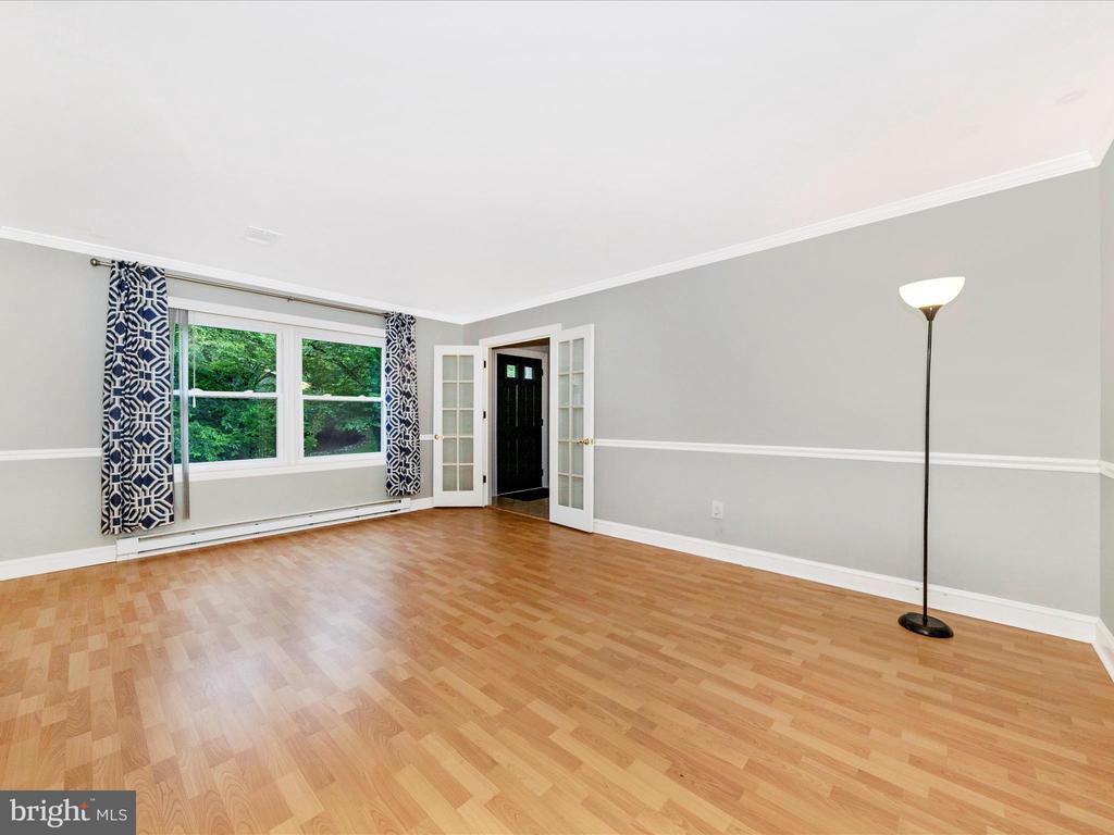 18924 Tributary Ln