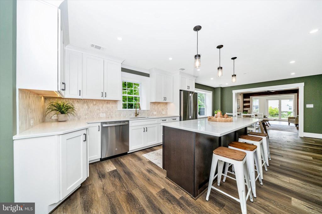 9315 HEATHER FIELD COURT