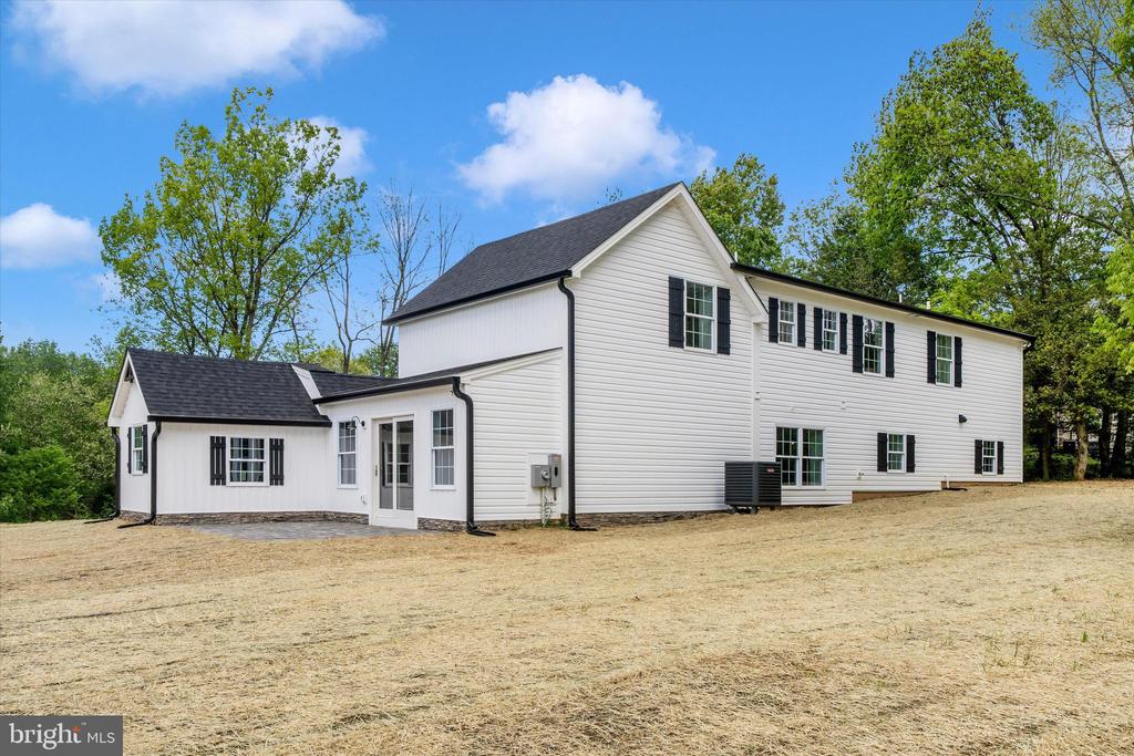 9315 HEATHER FIELD COURT