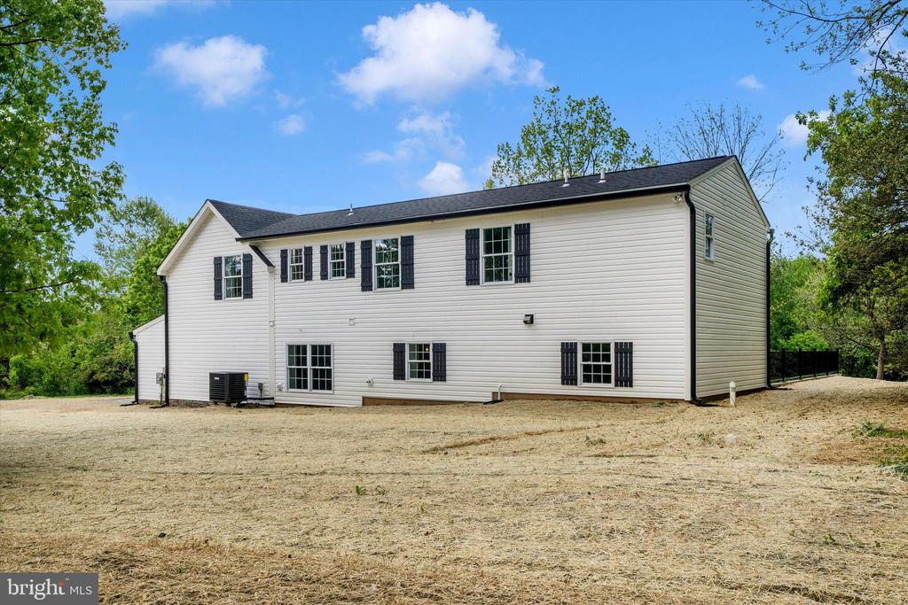 9315 HEATHER FIELD COURT