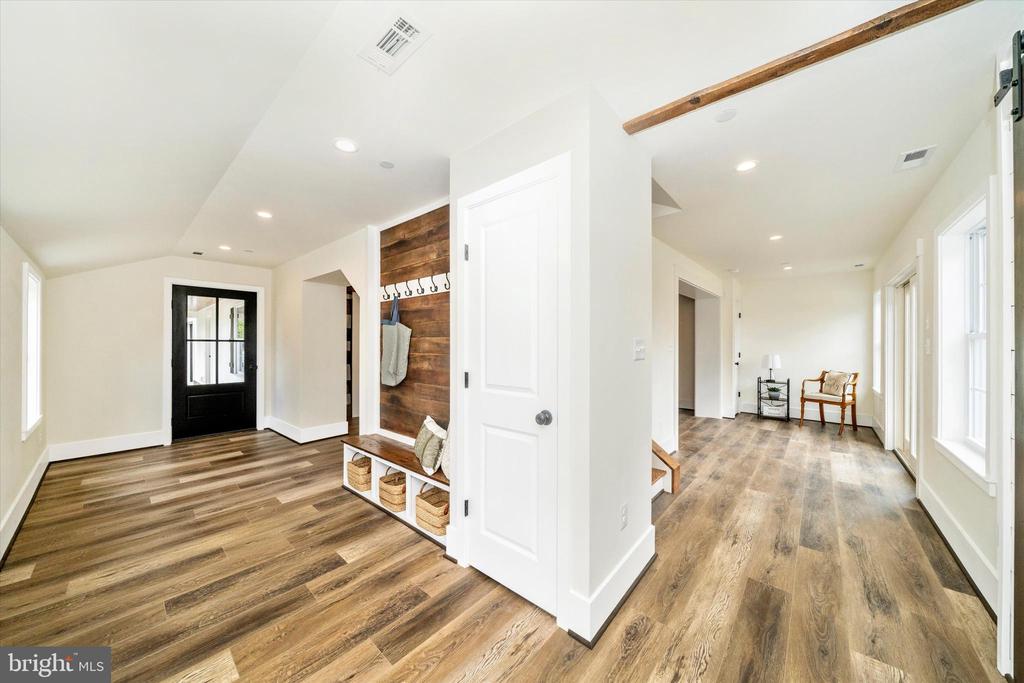 9315 HEATHER FIELD COURT