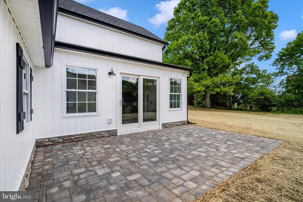 9315 HEATHER FIELD COURT