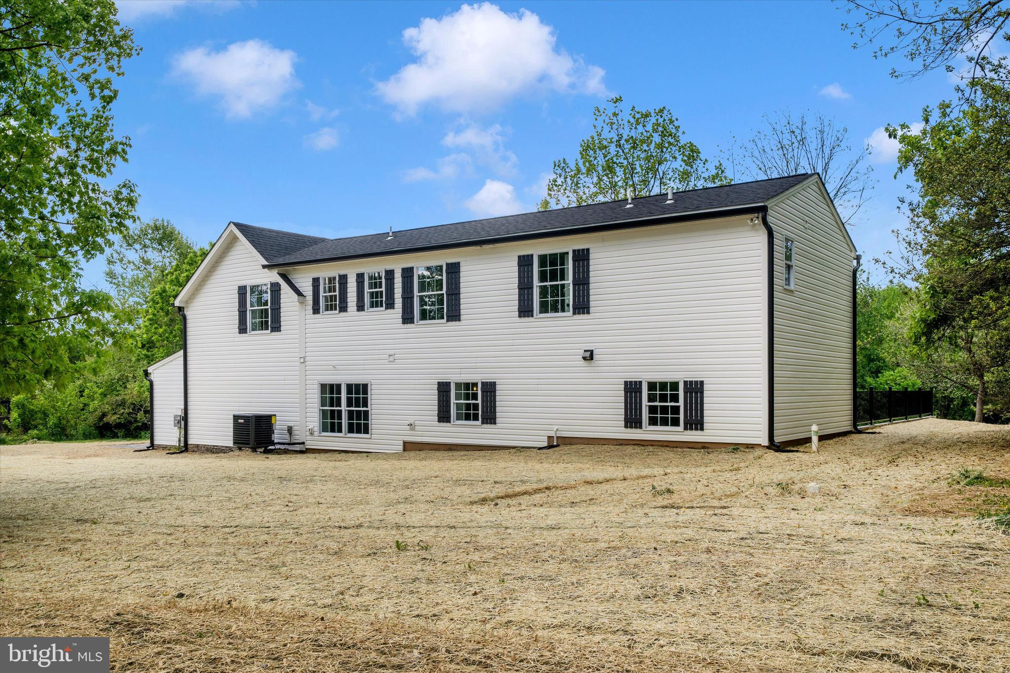 9315 HEATHER FIELD COURT