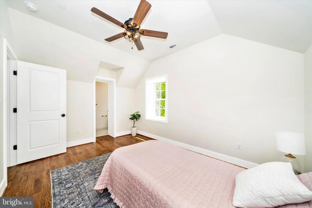 9315 HEATHER FIELD COURT