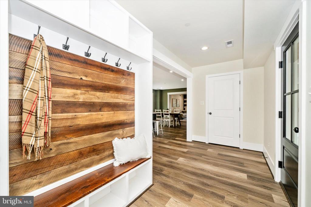 9315 HEATHER FIELD COURT