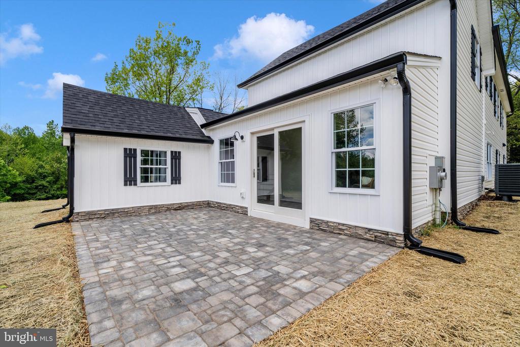 9315 HEATHER FIELD COURT
