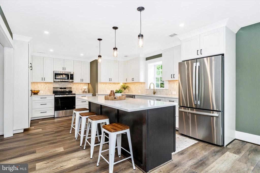 9315 HEATHER FIELD COURT