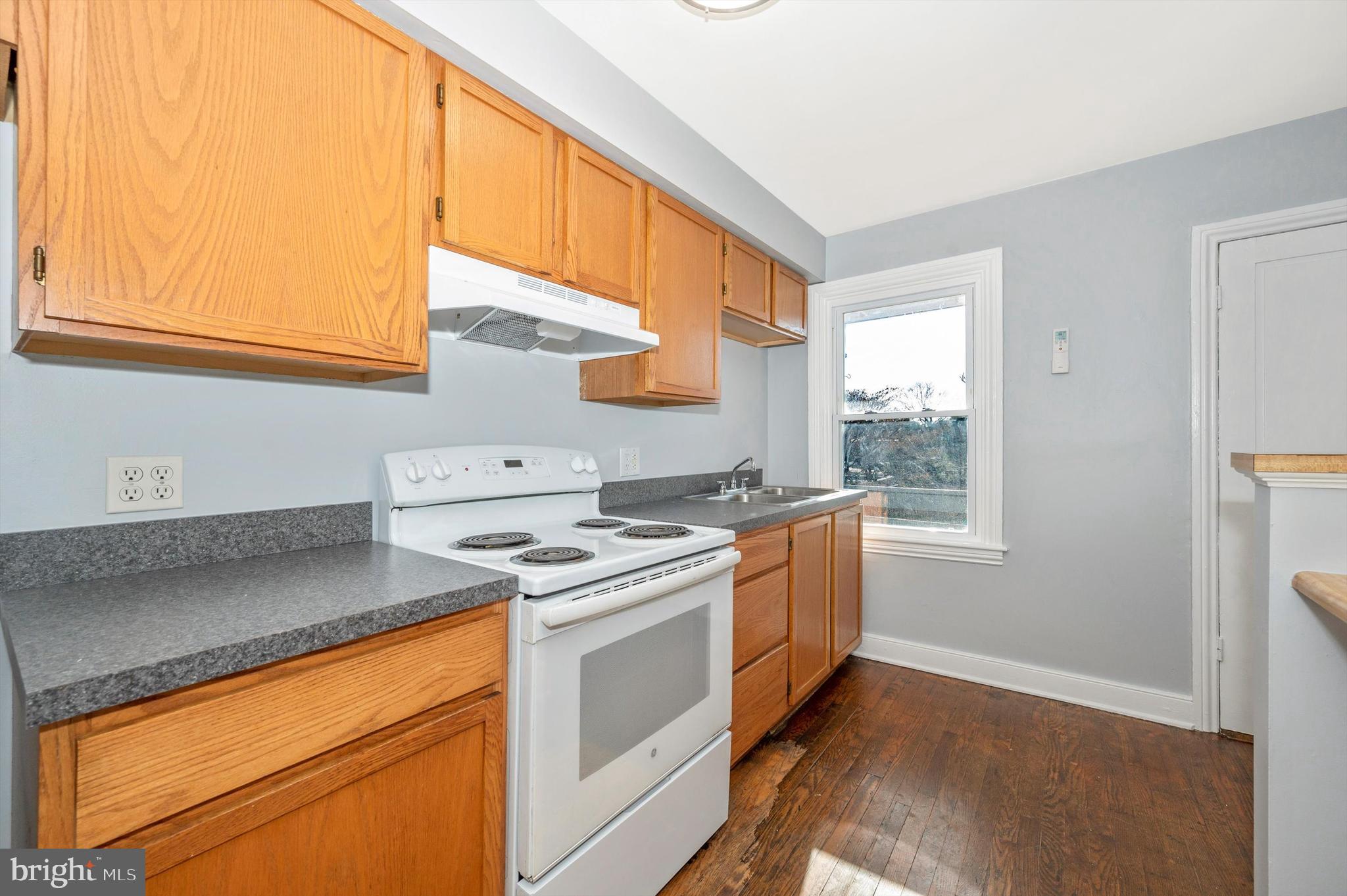 224 Frederick STREET