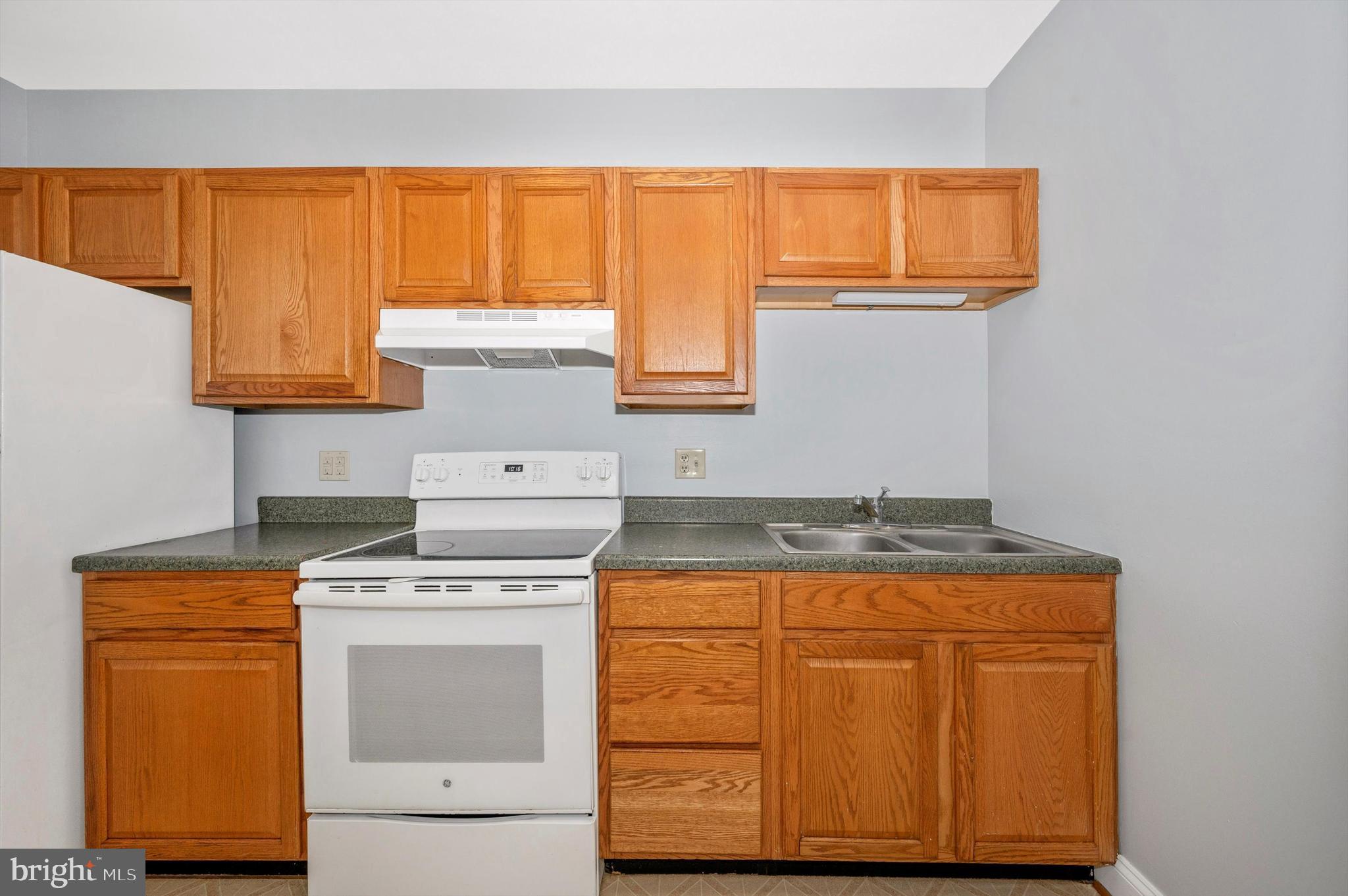 224 Frederick STREET