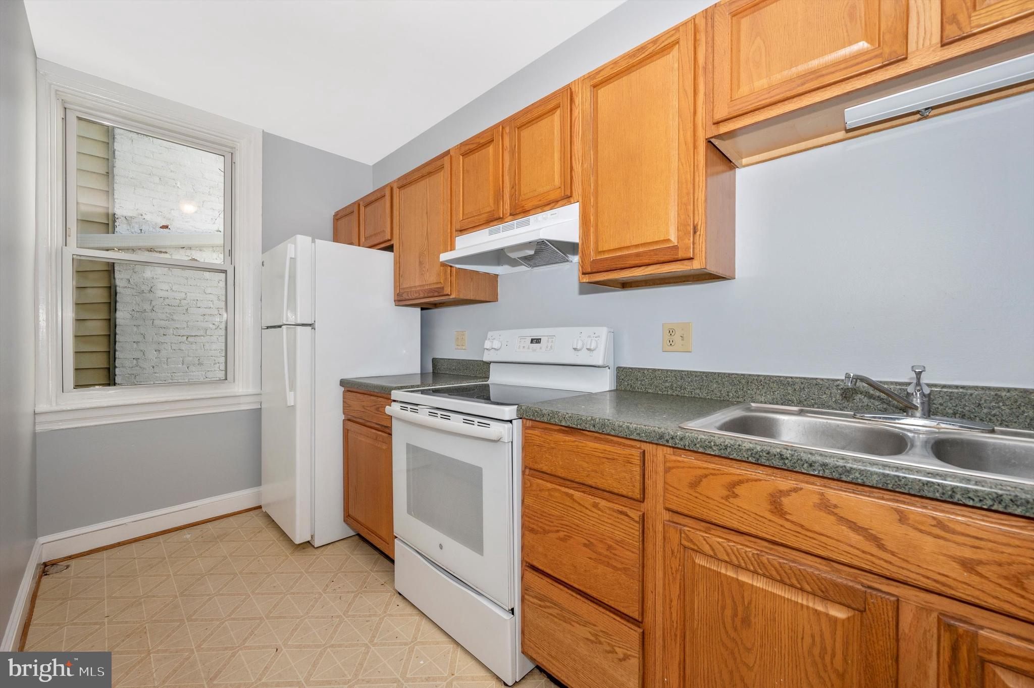 224 Frederick STREET