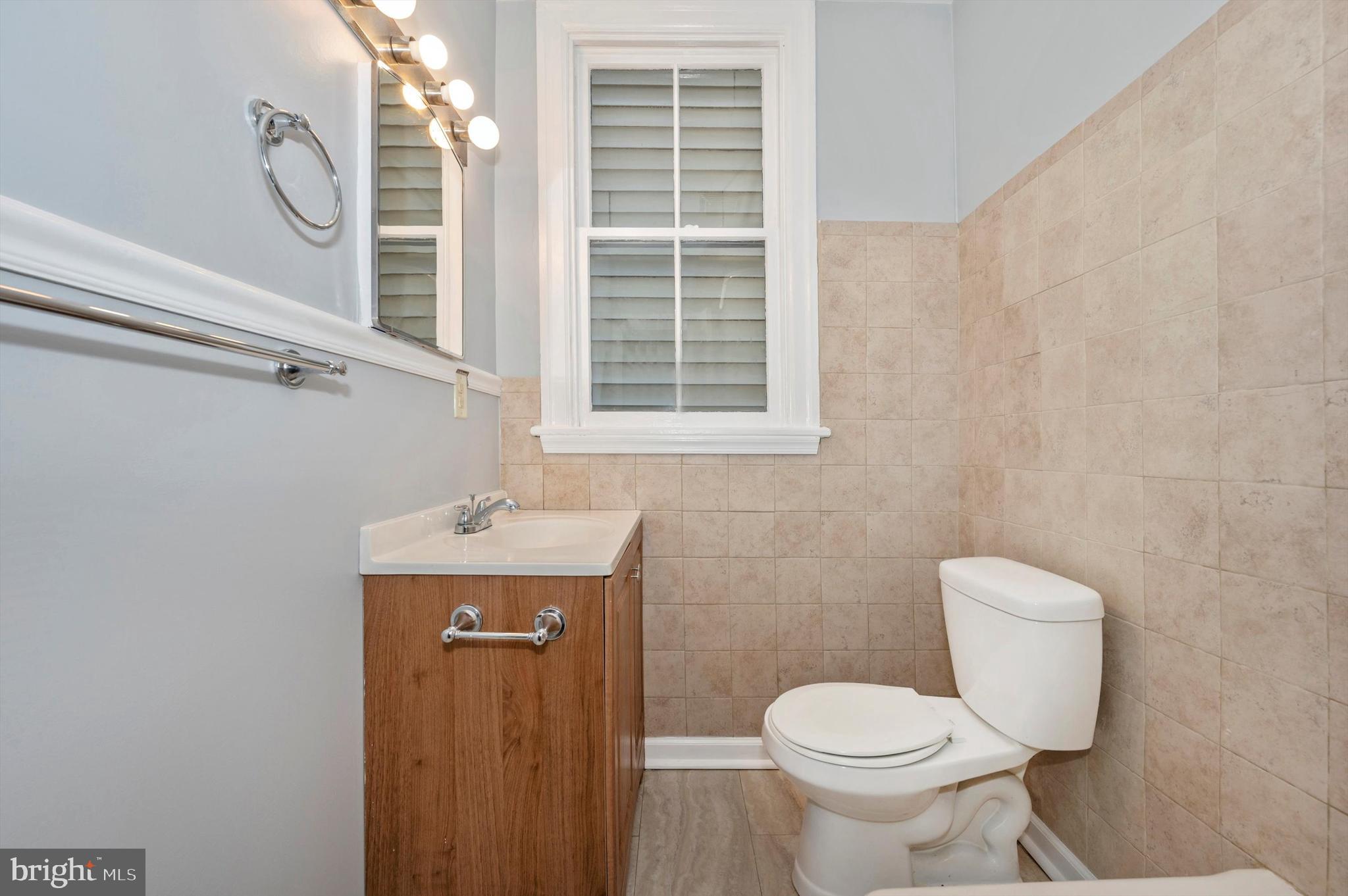 224 Frederick STREET