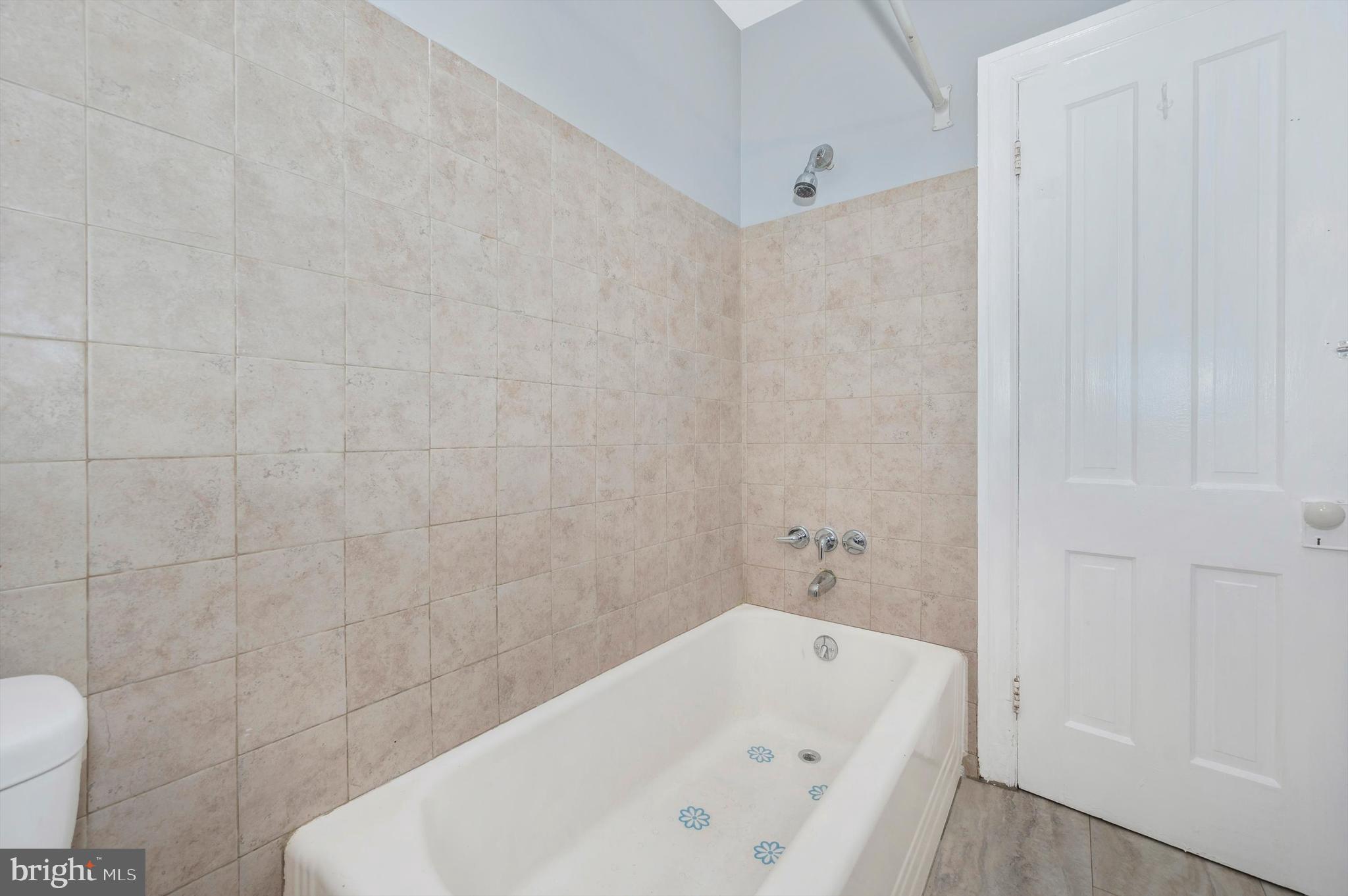 224 Frederick STREET