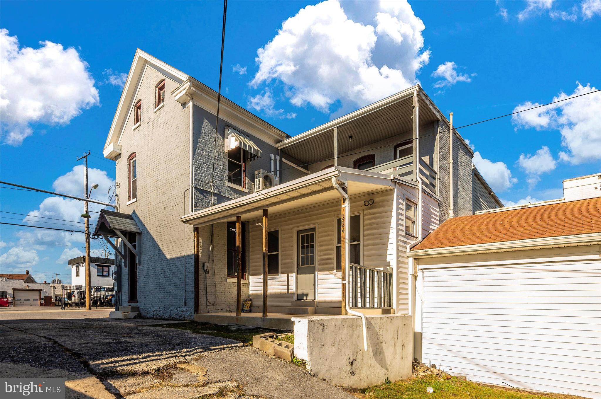 224 Frederick STREET
