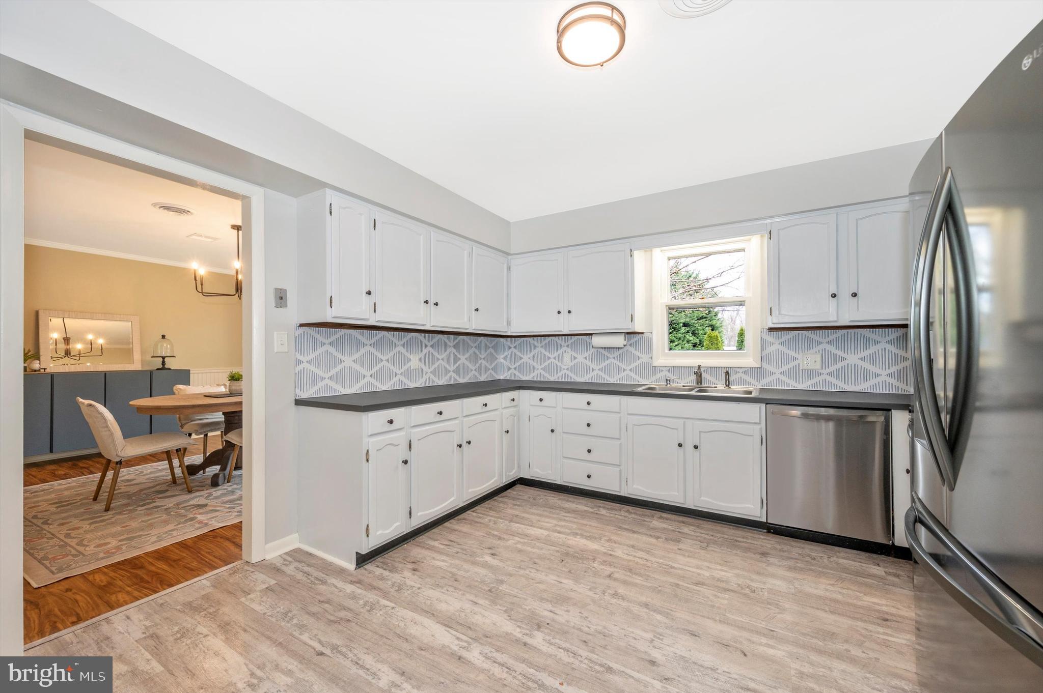 10113 Downsville Pike