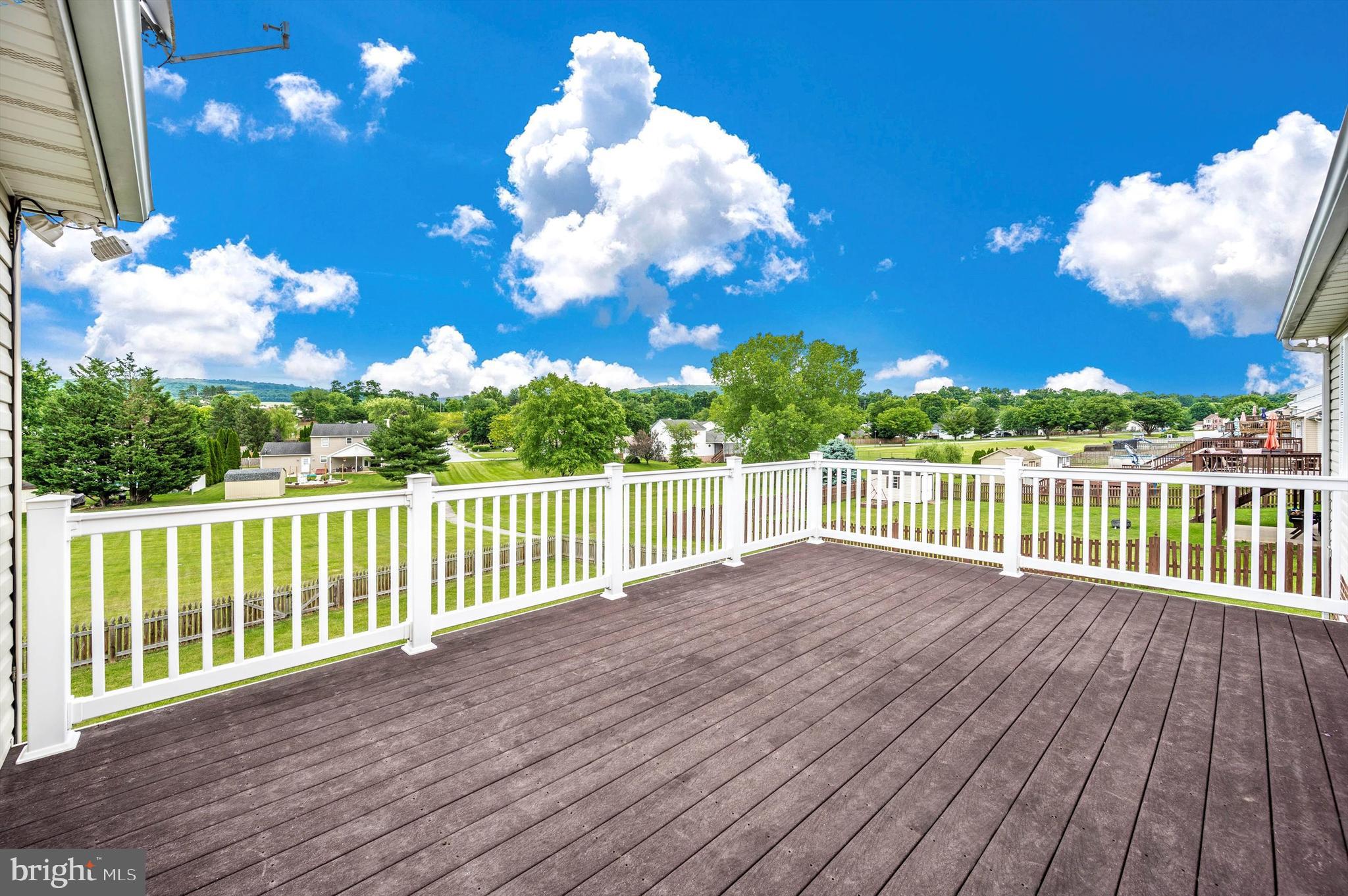 41 Amanda Dr