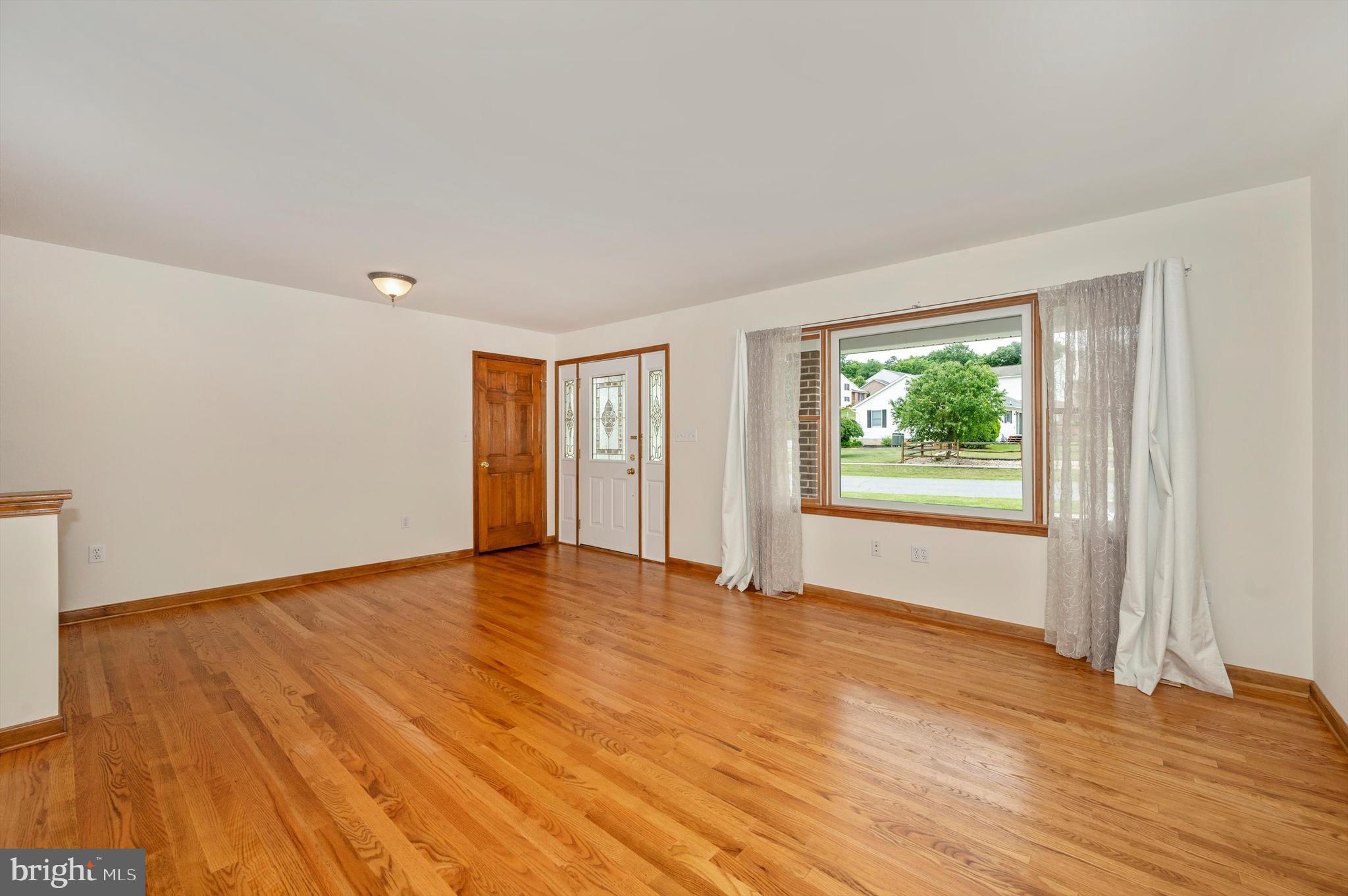 41 Amanda Dr